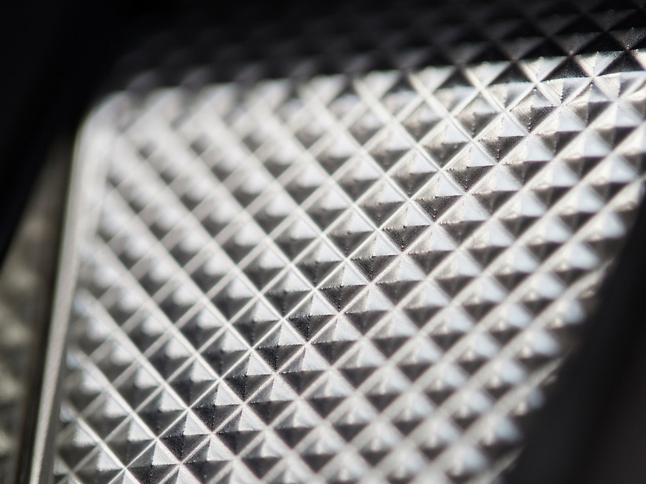 DS Guillochierung „Clous de Paris“-