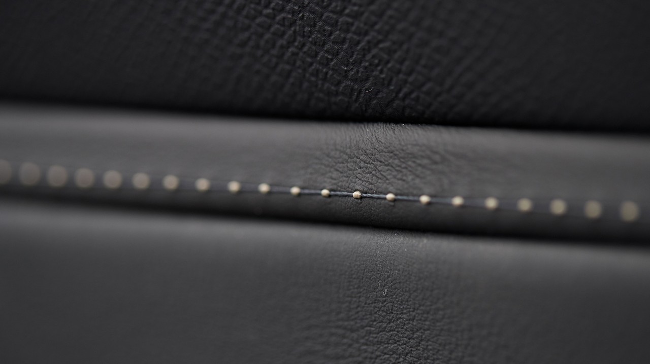 Point Perle Finish DS Automobiles